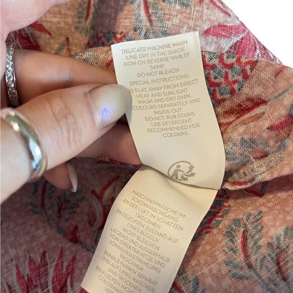 Boden Alexandra Ivory Palm Stamp Linen Top in Pink & Magenta - Picture 15 of 15